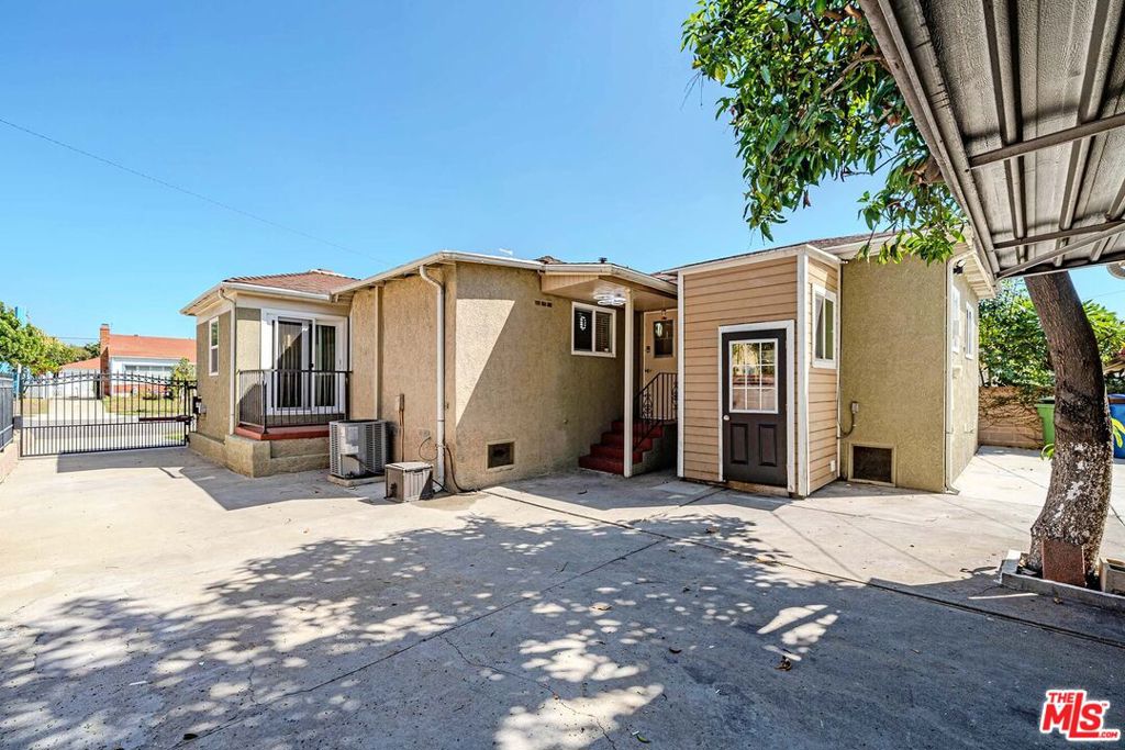 main property photo 38