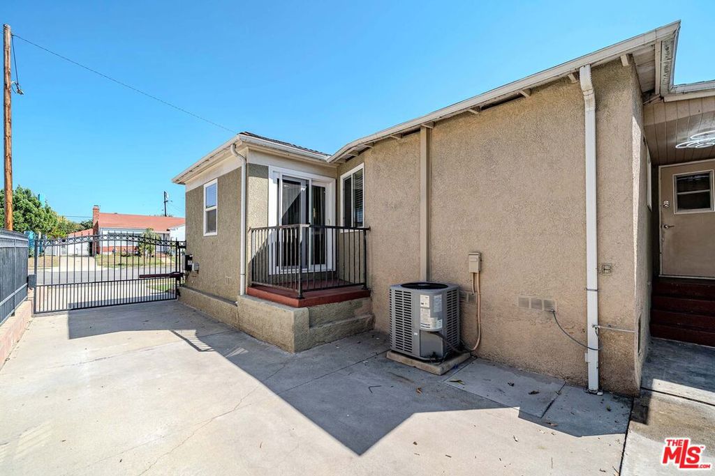 main property photo 39