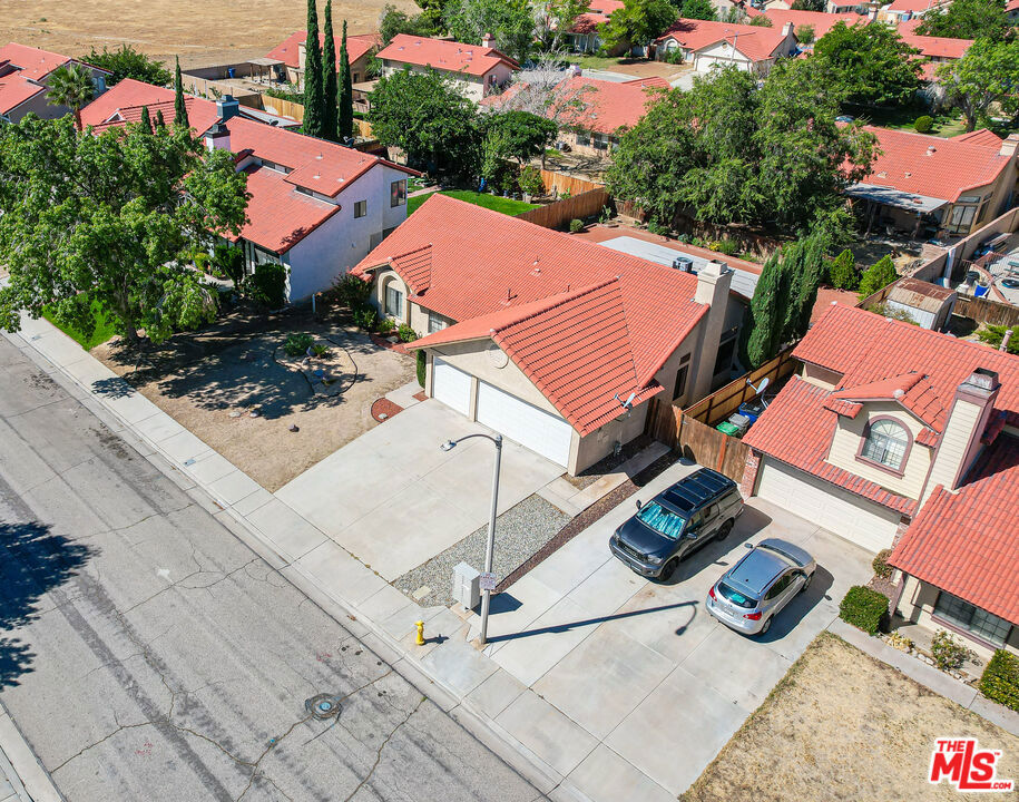main property photo 47