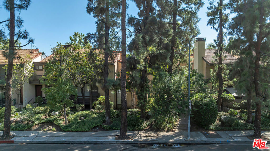 main property photo 54