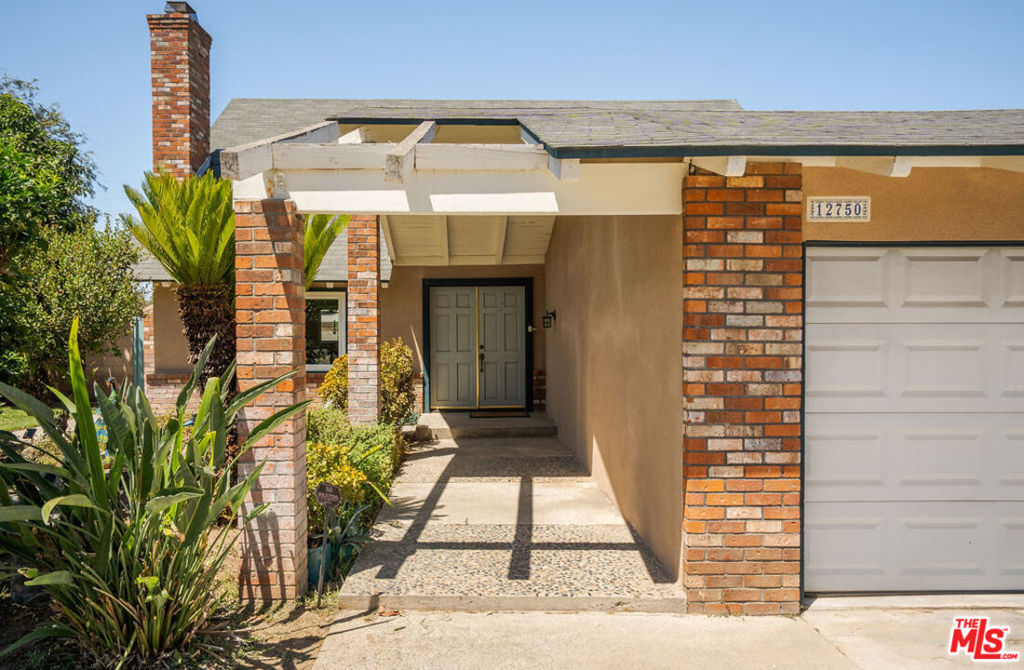 main property photo 51