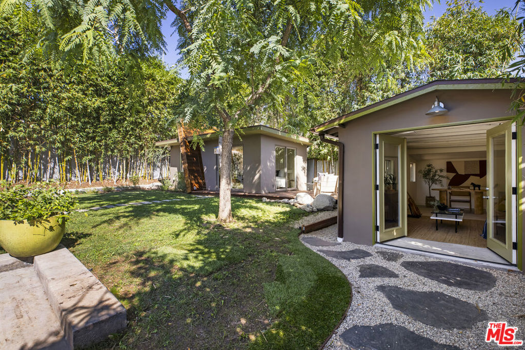 main property photo 59