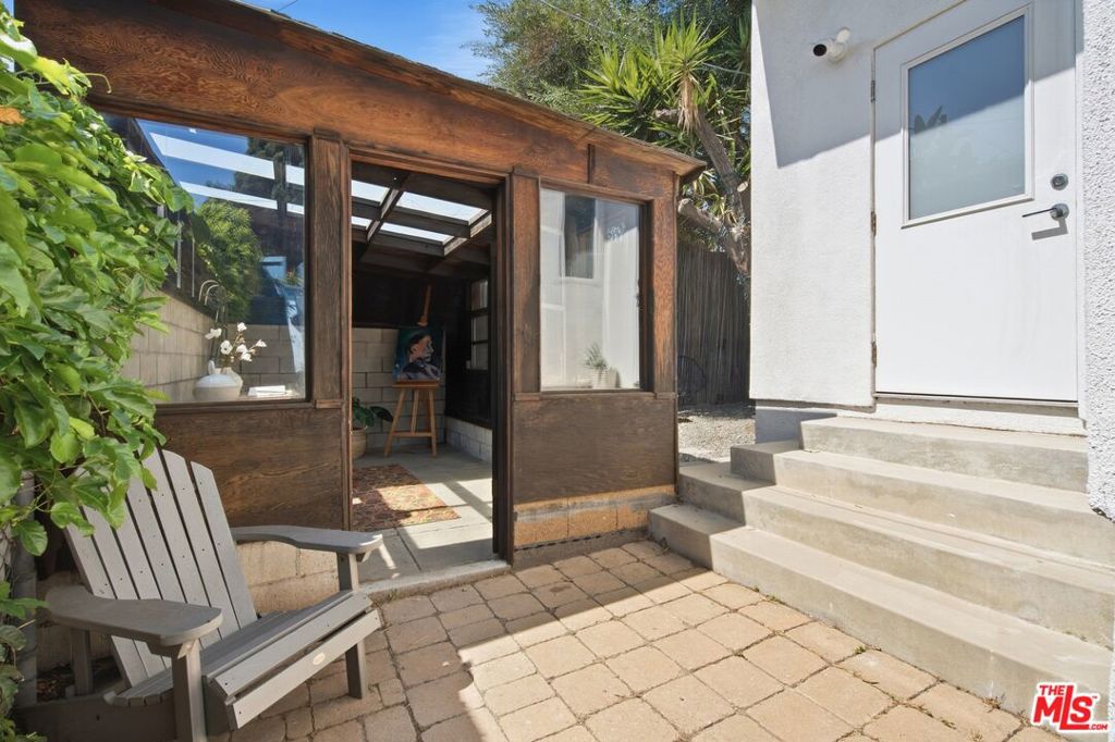 main property photo 41