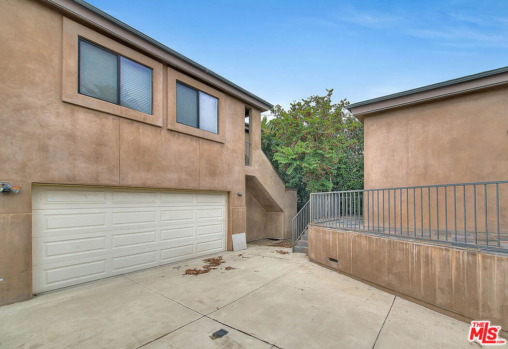 main property photo 58
