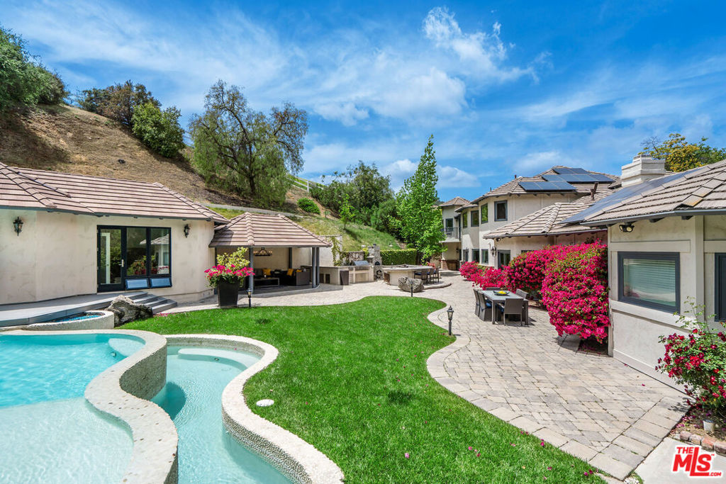 main property photo 42