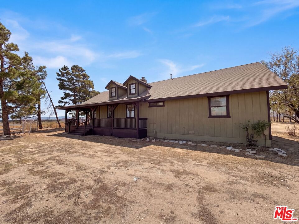 main property photo 15