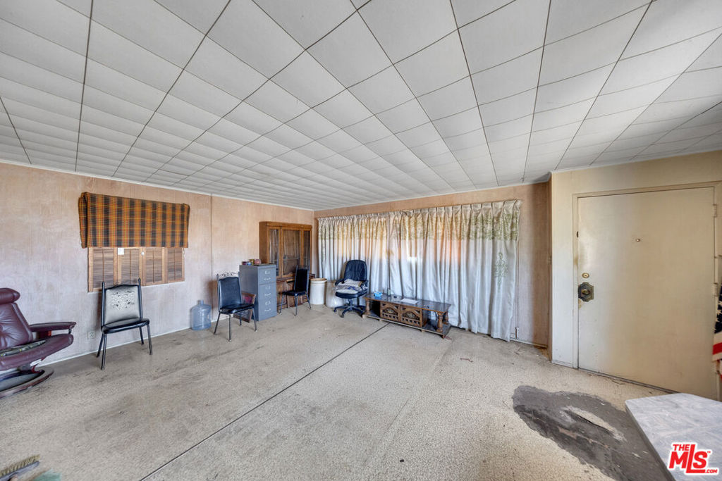 main property photo 26