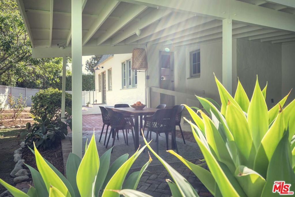 main property photo 51