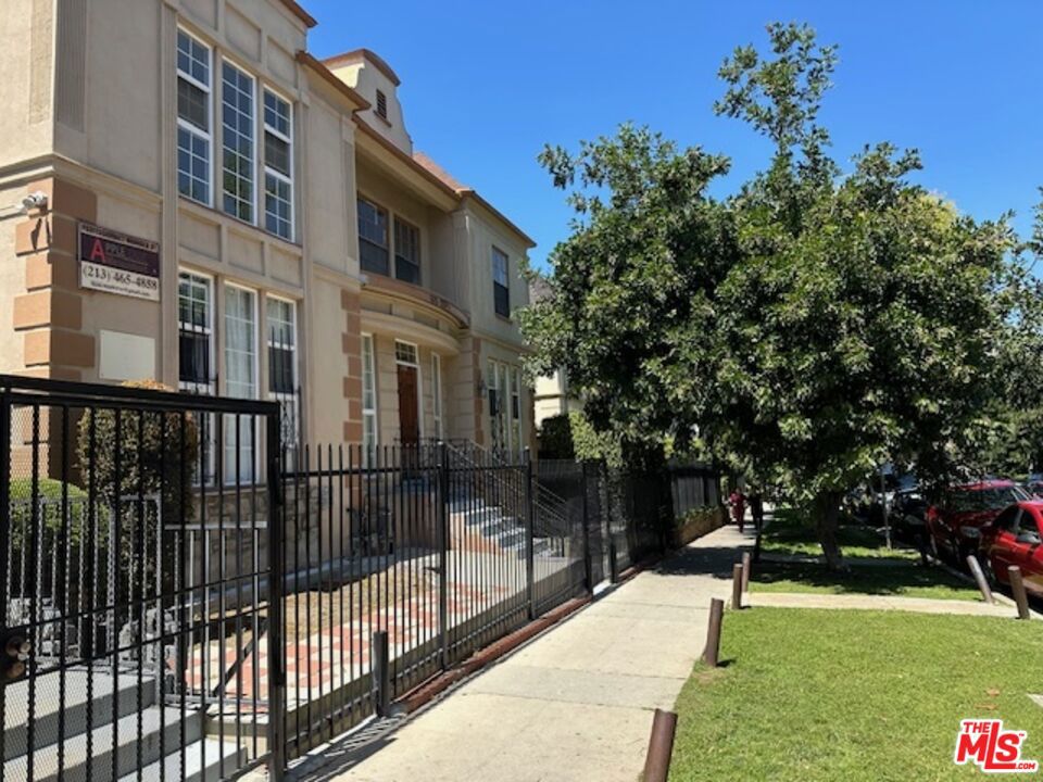 main property photo 20