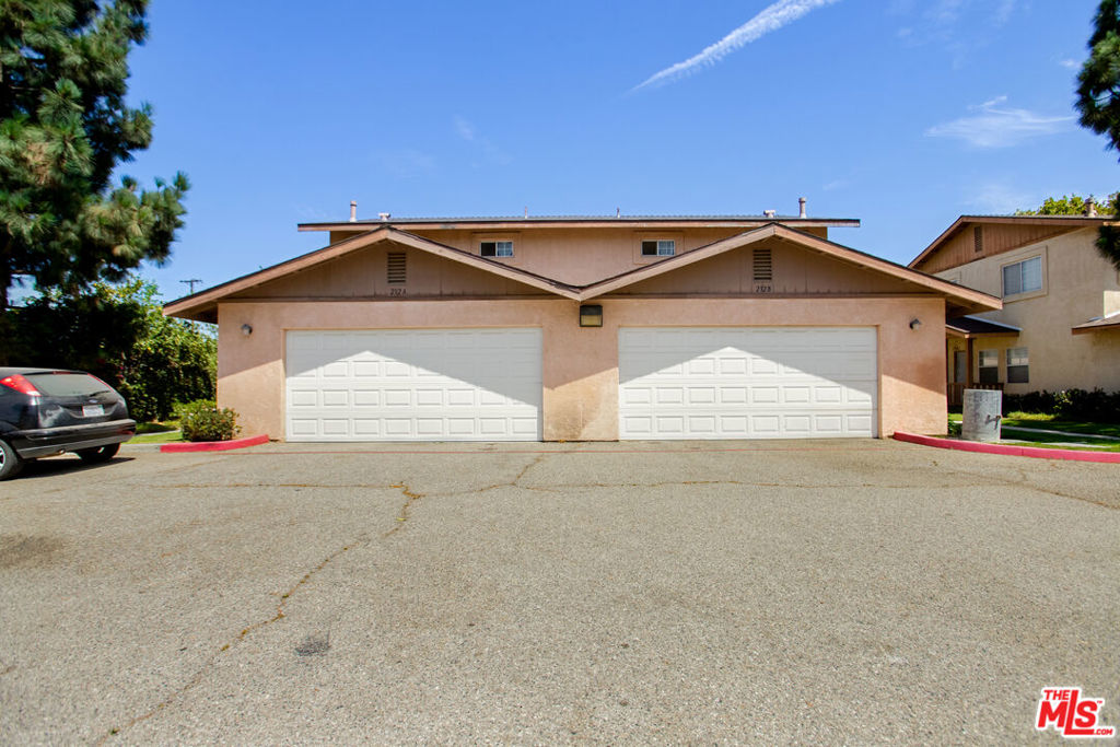main property photo 14