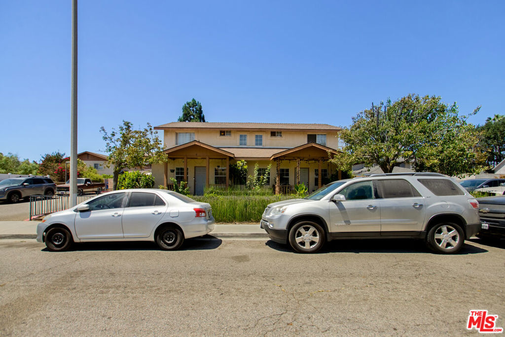 main property photo 19