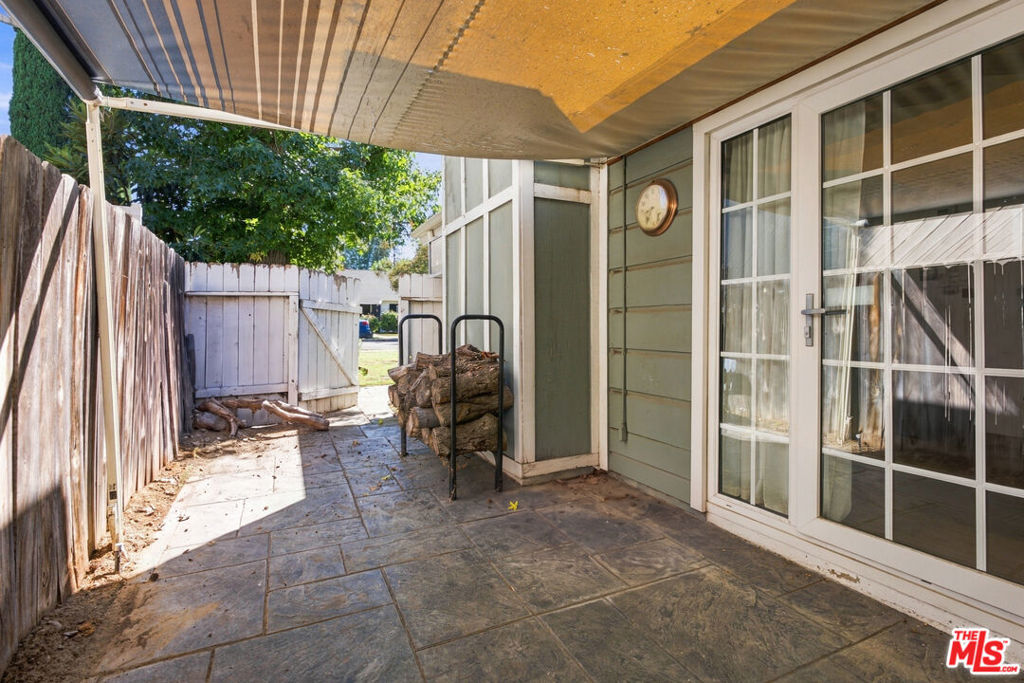 main property photo 13