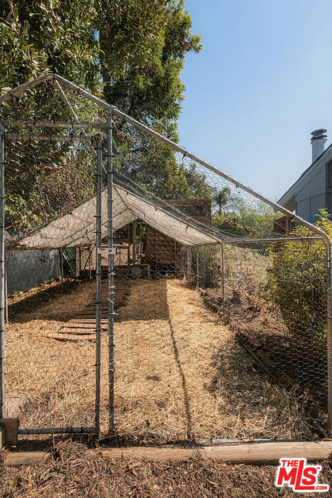 main property photo 48