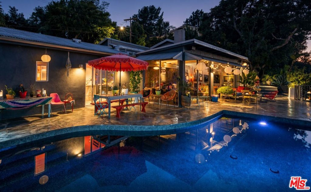 main property photo 4