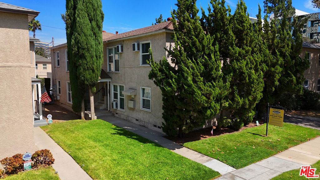 main property photo 16