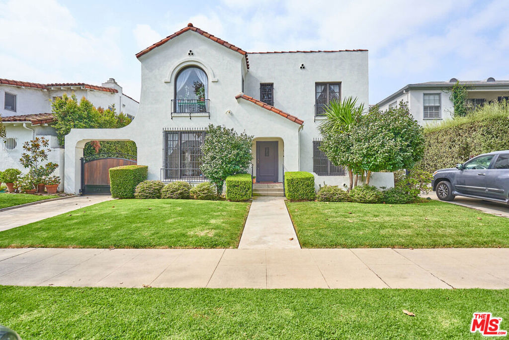 main property photo 13