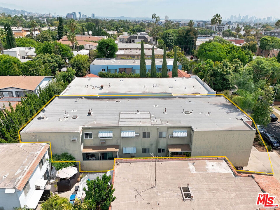 main property photo 24