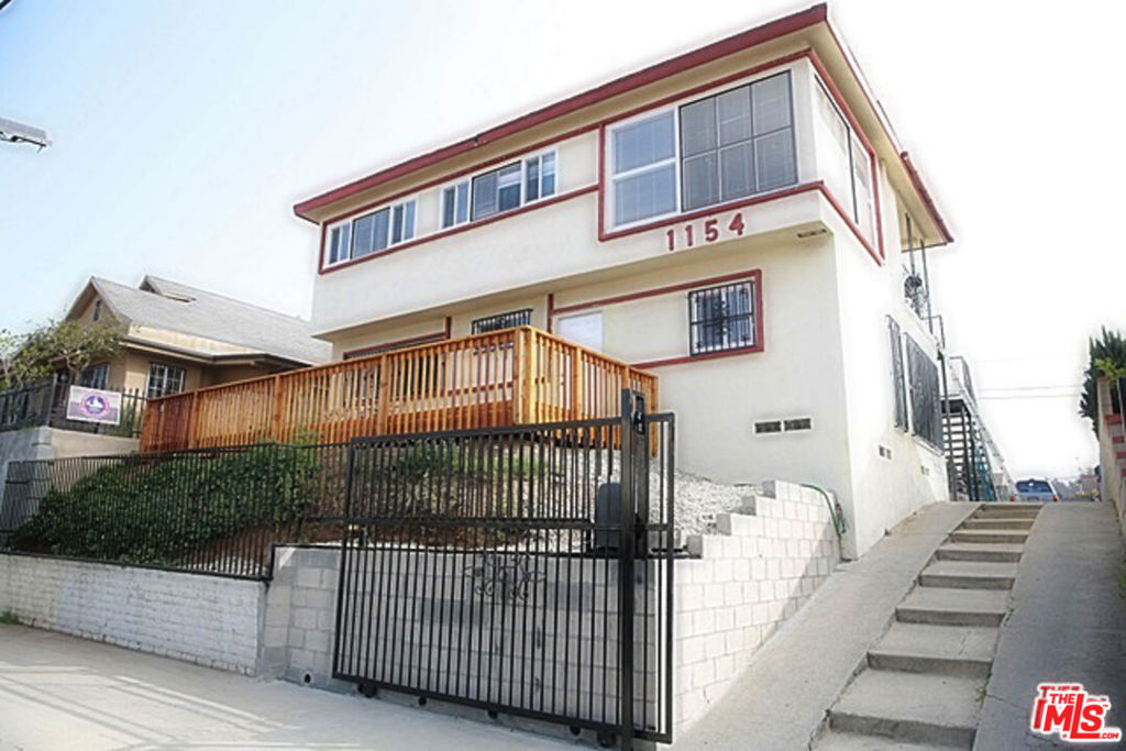 main property photo 4
