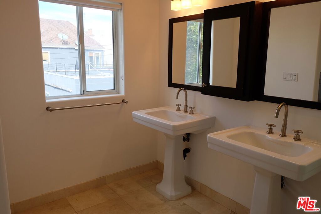 main property photo 63