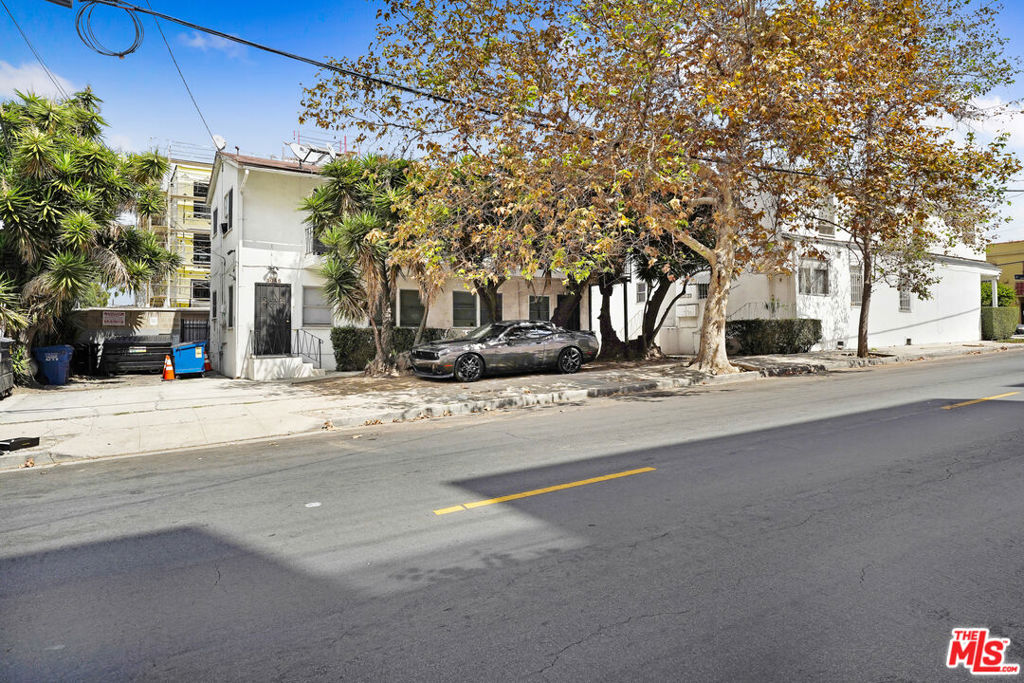 main property photo 4