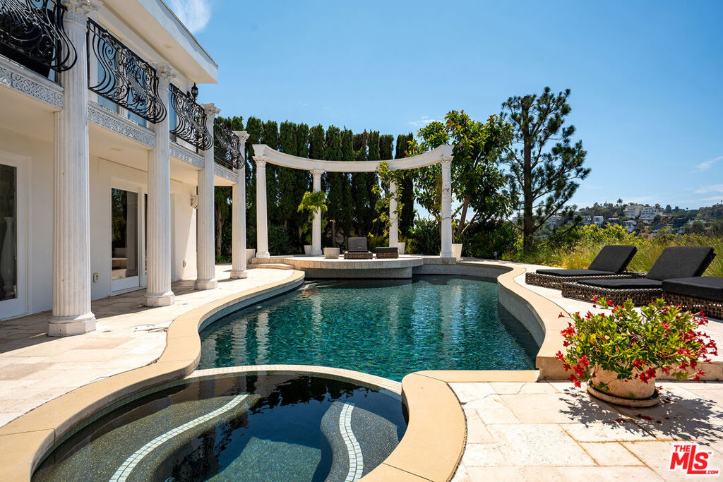 main property photo 51