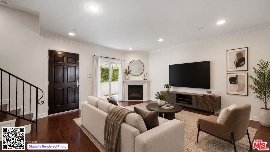 main property photo 0