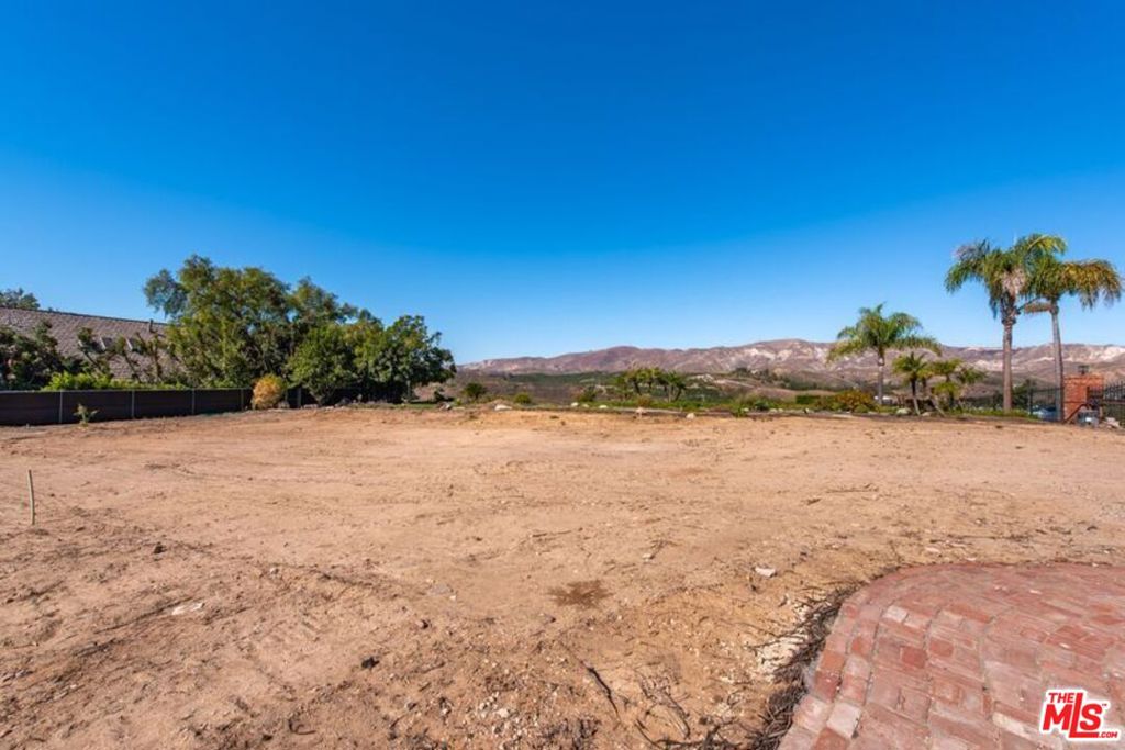 main property photo 16