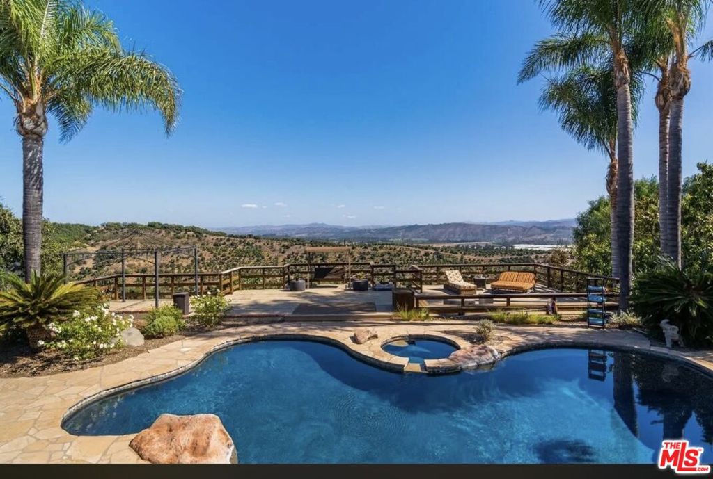 main property photo 26