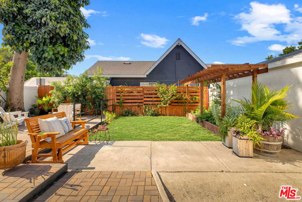 main property photo 49