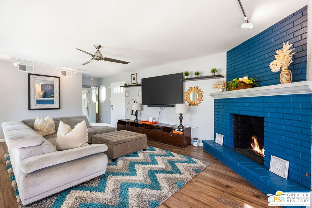 main property photo 2