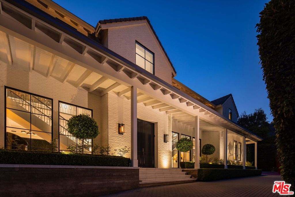 main property photo 29