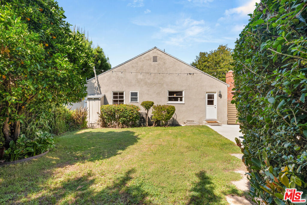 main property photo 18