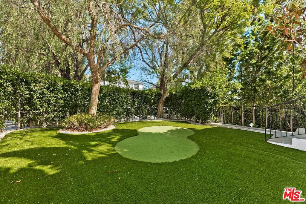 main property photo 59