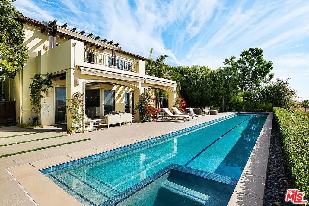 main property photo 16