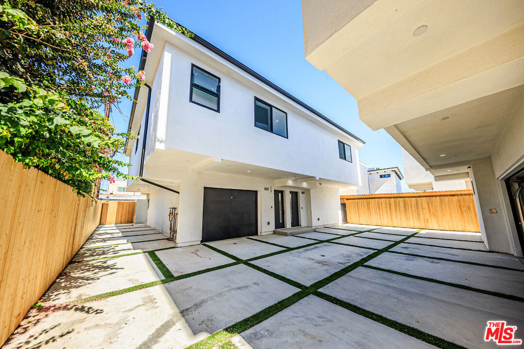 main property photo 60
