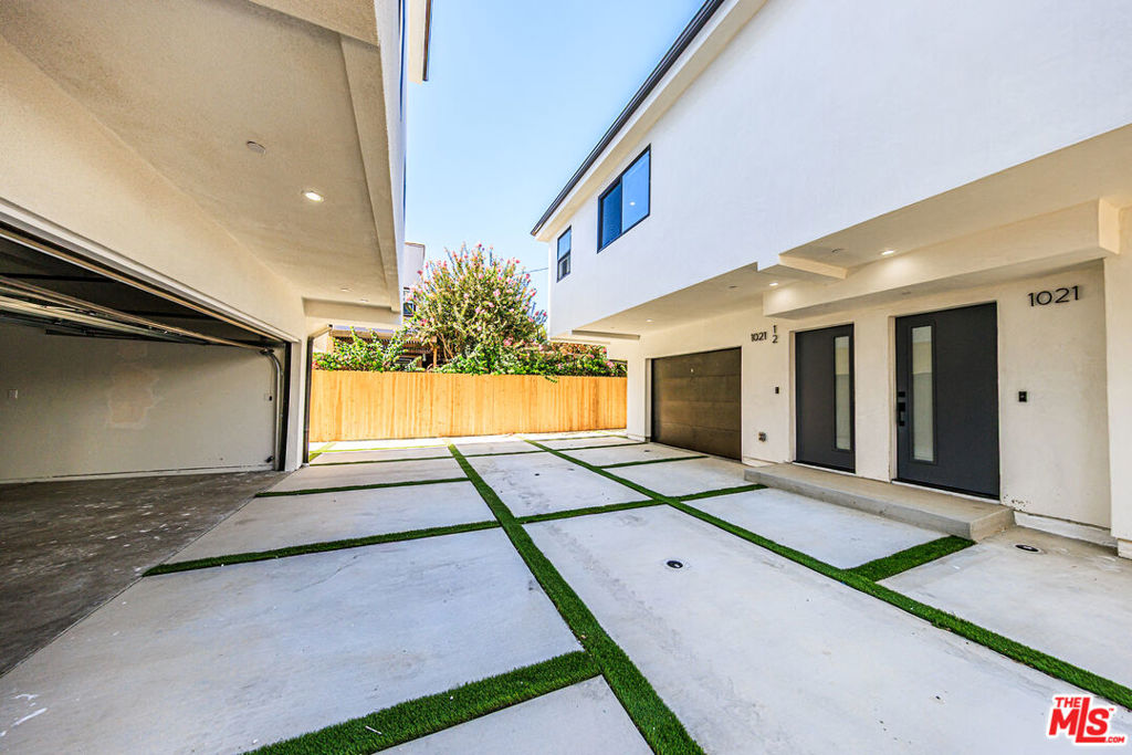 main property photo 63