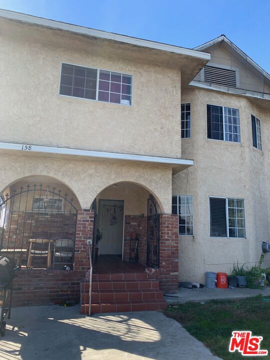 main property photo 0