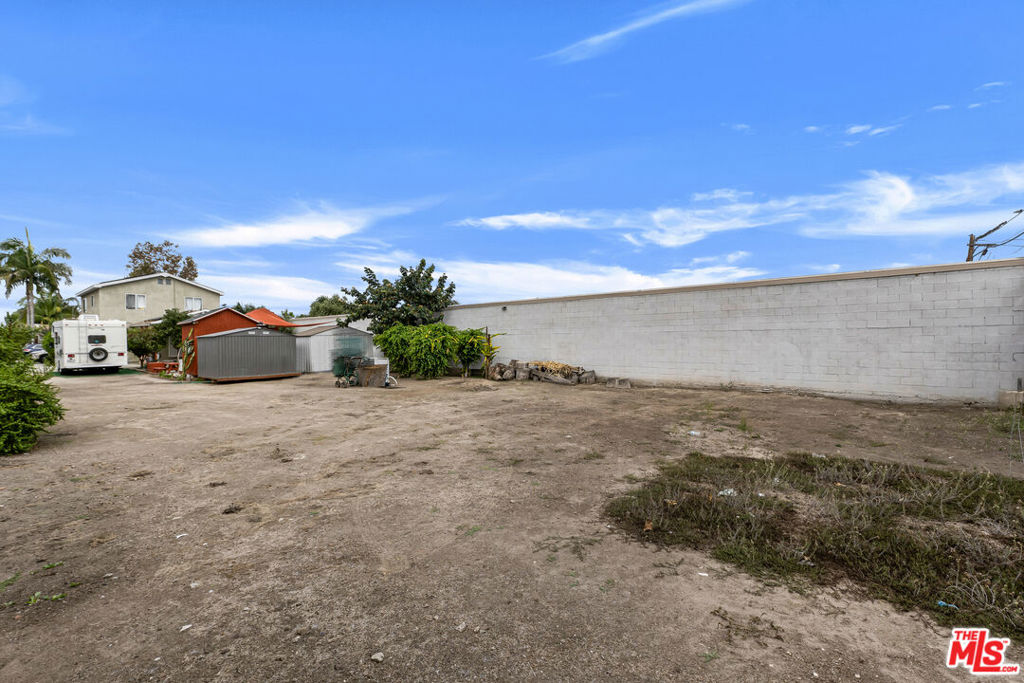 main property photo 33