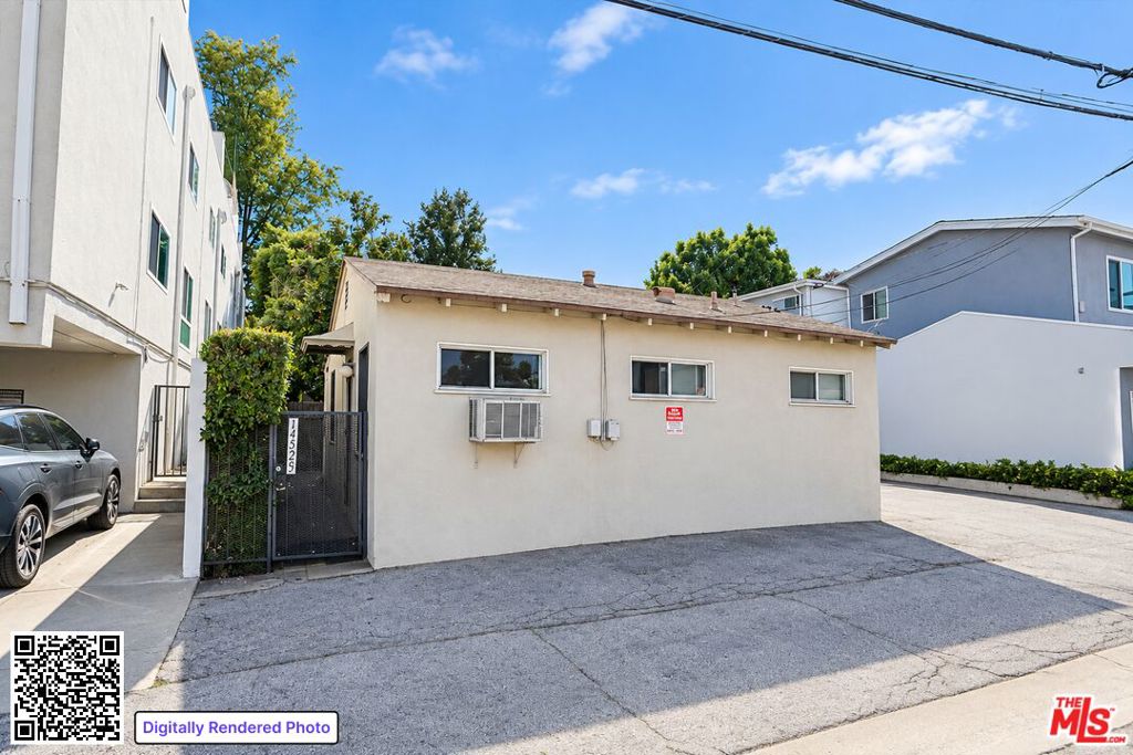 main property photo 5