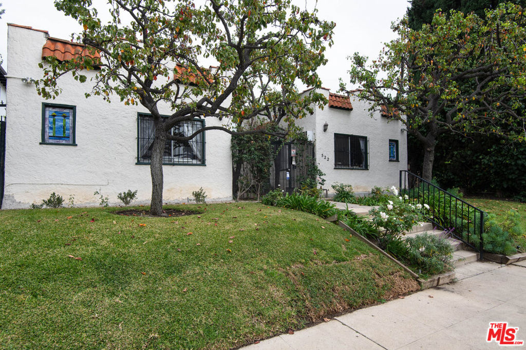 main property photo 12