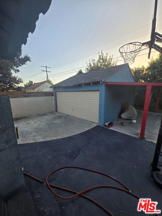 main property photo 7