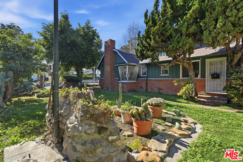 main property photo 39