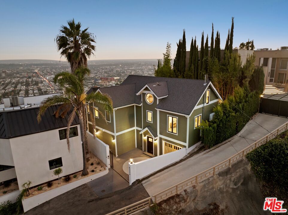 main property photo 50