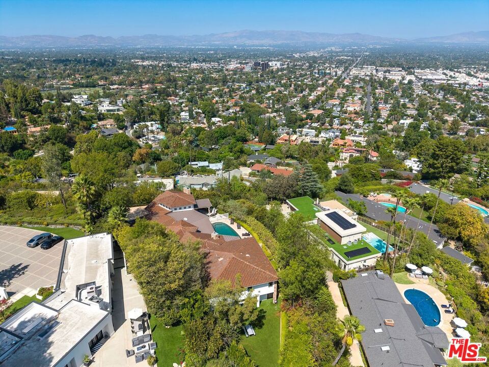 main property photo 66