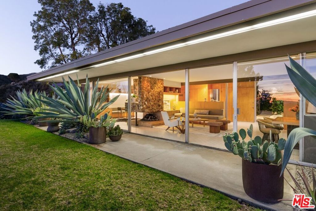 main property photo 39