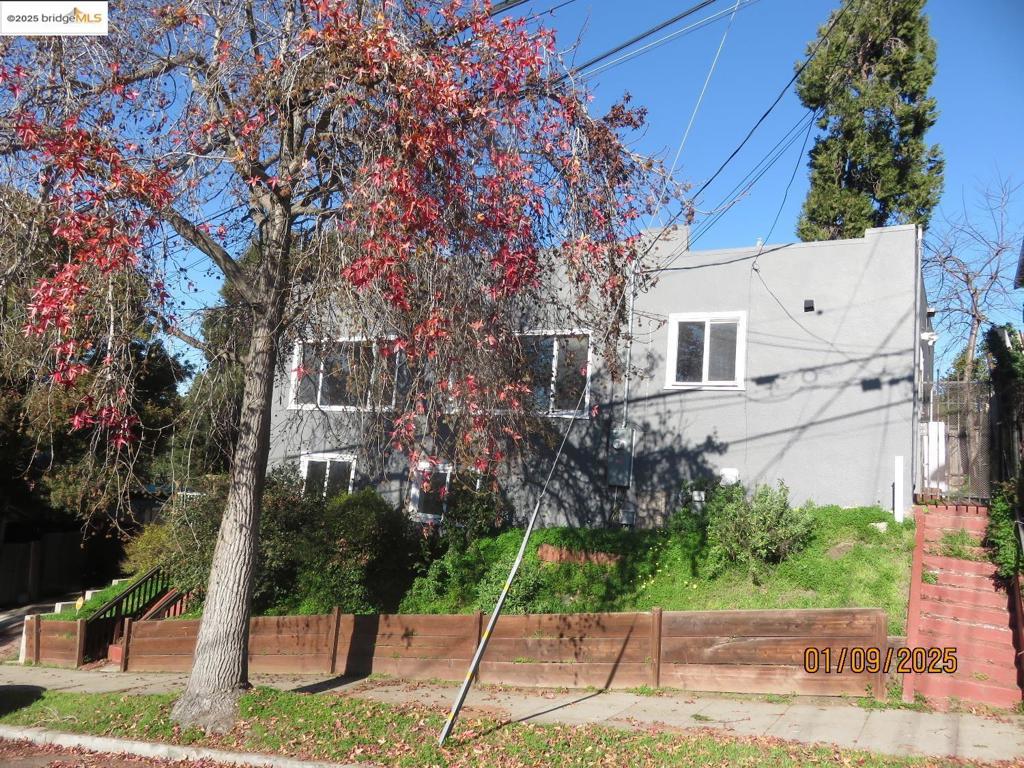 main property photo 24