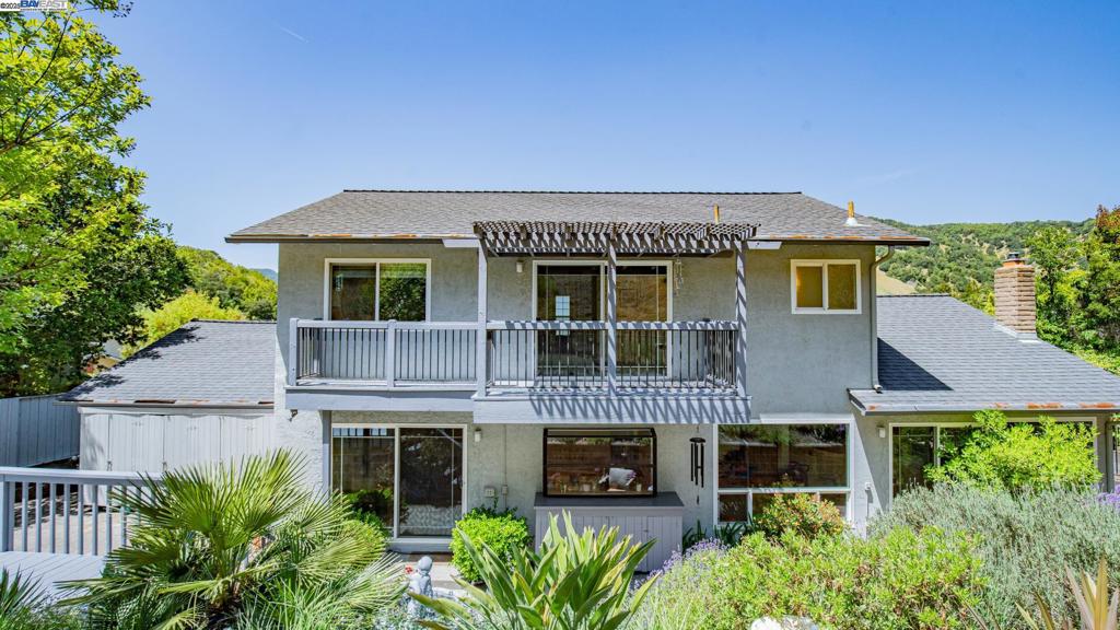 main property photo 54