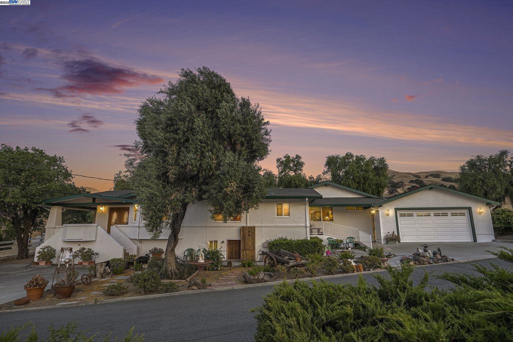main property photo 54