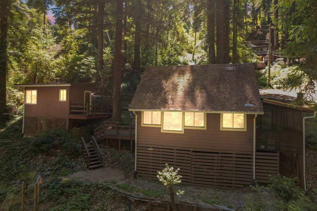 main property photo 54