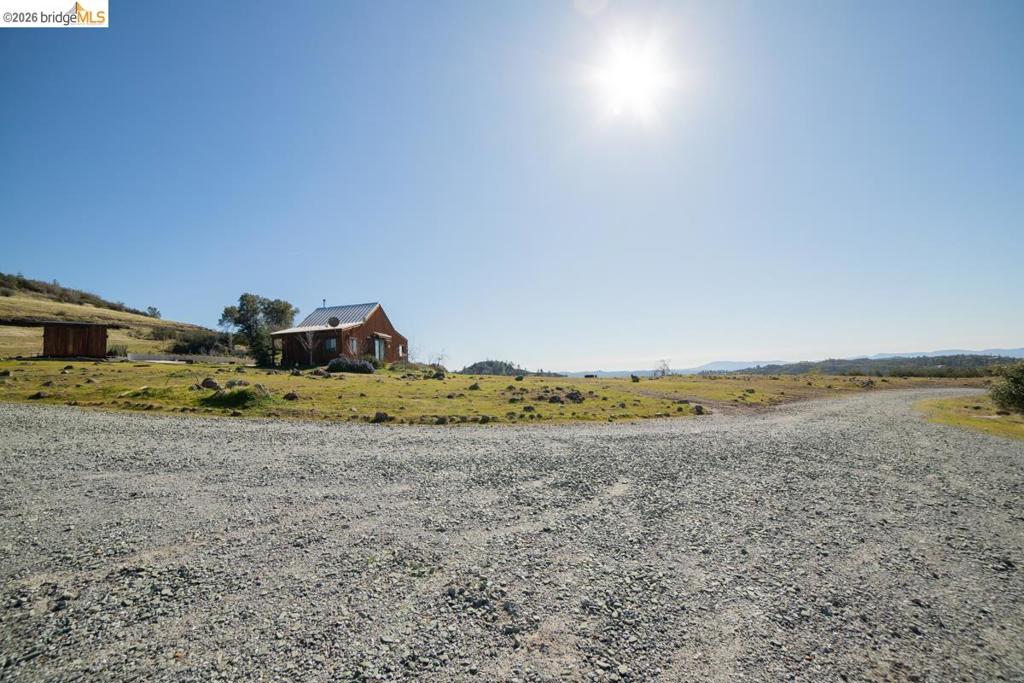 main property photo 33